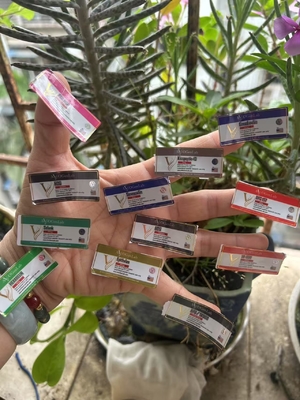 برچسب های 2 میلی لیتر لیوان برای محصولات مختلف پپتیدی با چاپ طلا